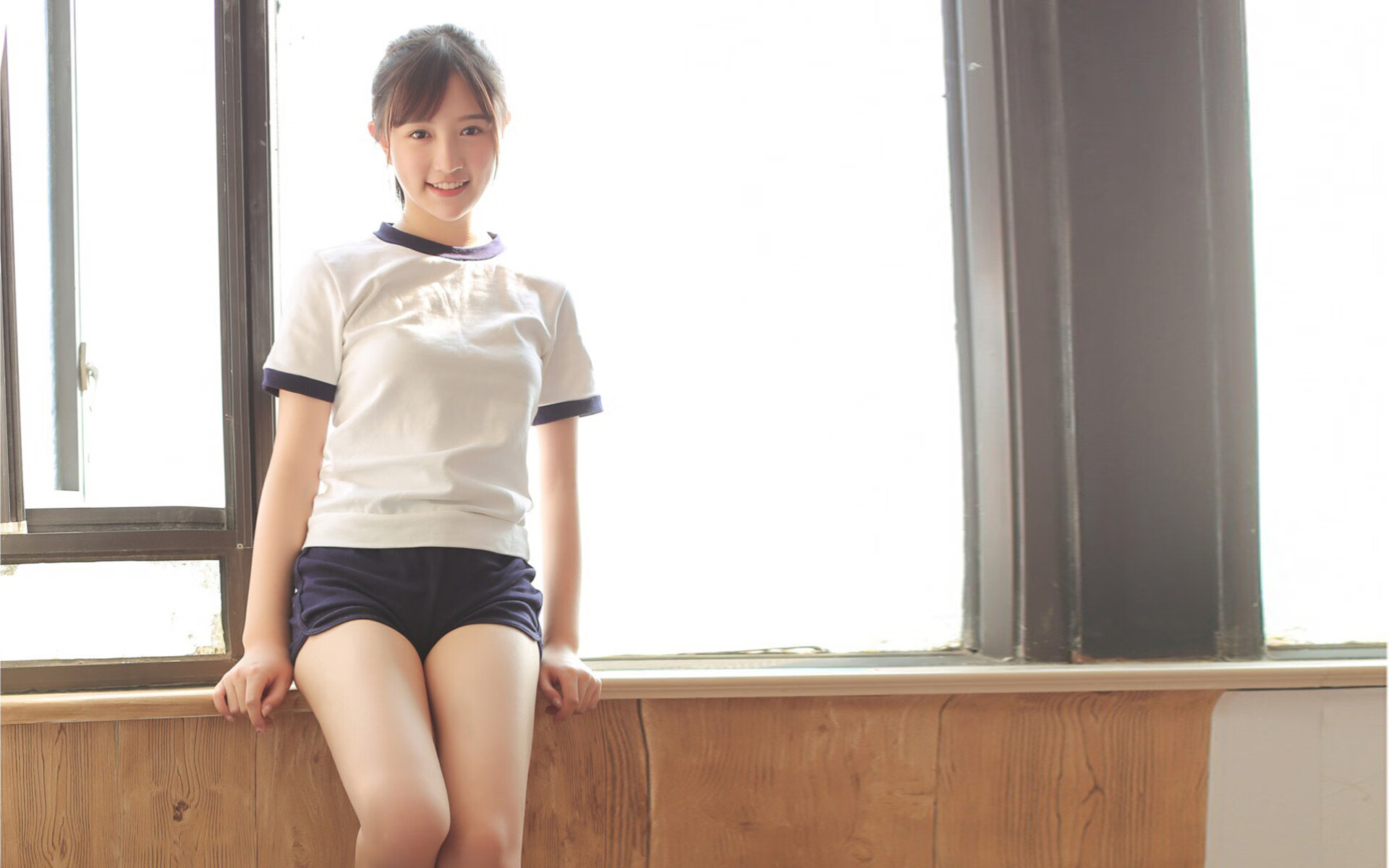 特色足球文化在国际文化节中亮相，推动多元文化交融，足球文化衫